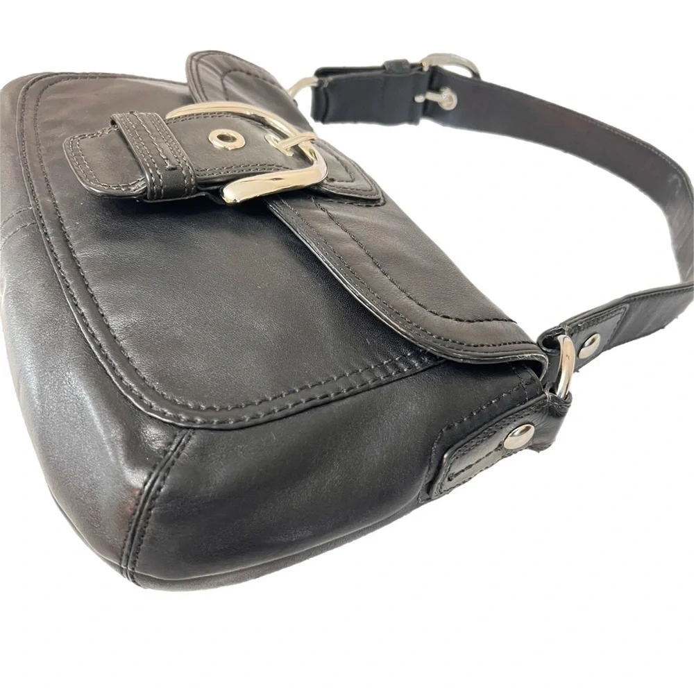 Vintage Y2K Coach Leather Maxi Shoulder Bag F13105. Clear inside and outside